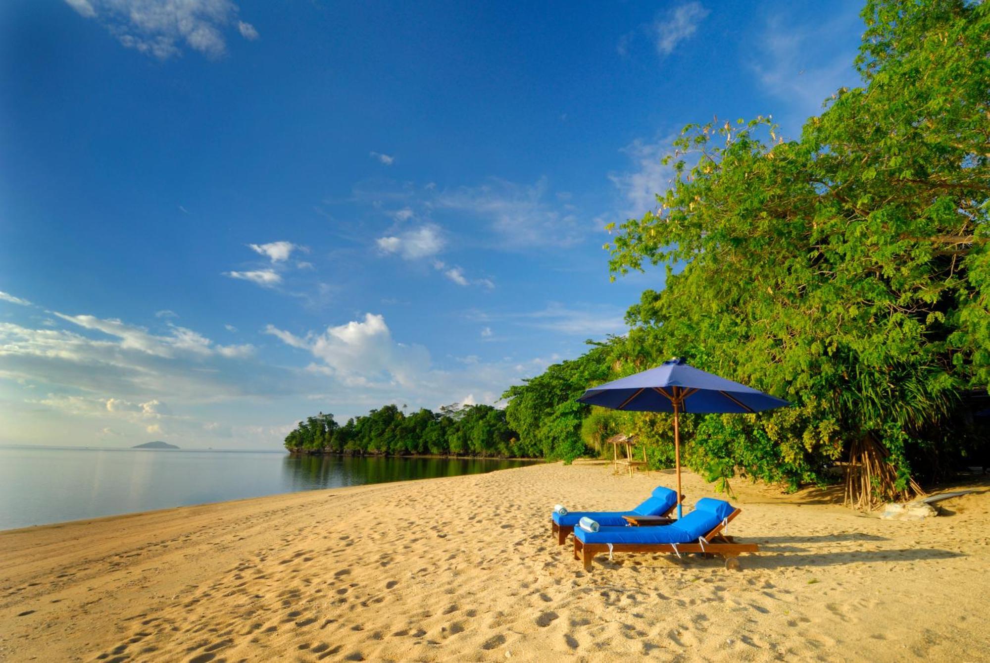 Siladen Resort & Spa Бунакен Экстерьер фото