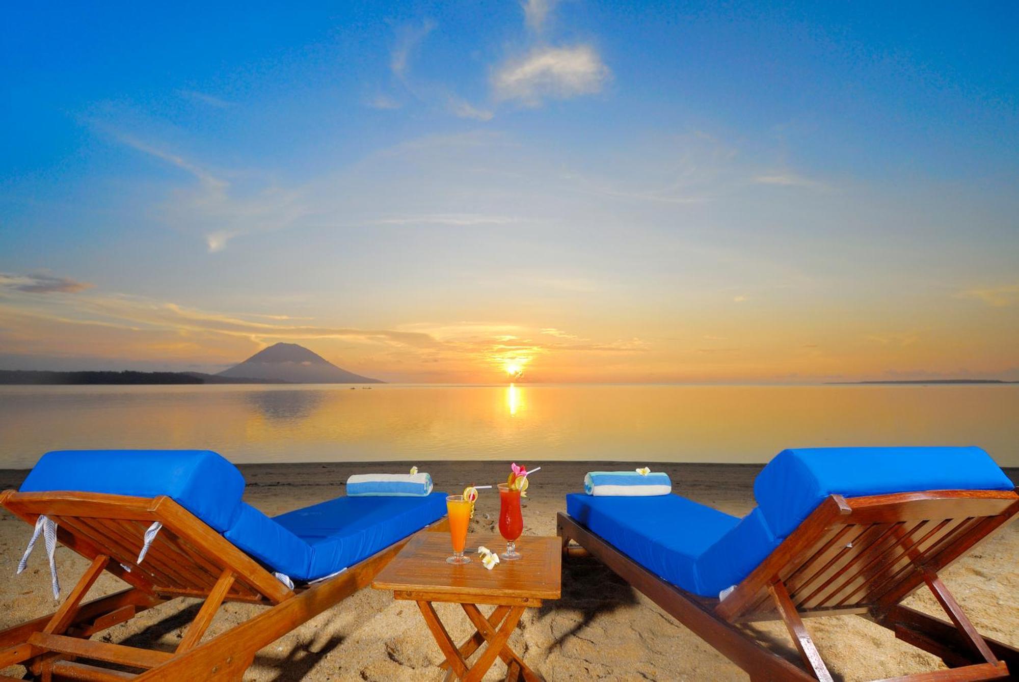 Siladen Resort & Spa Бунакен Экстерьер фото